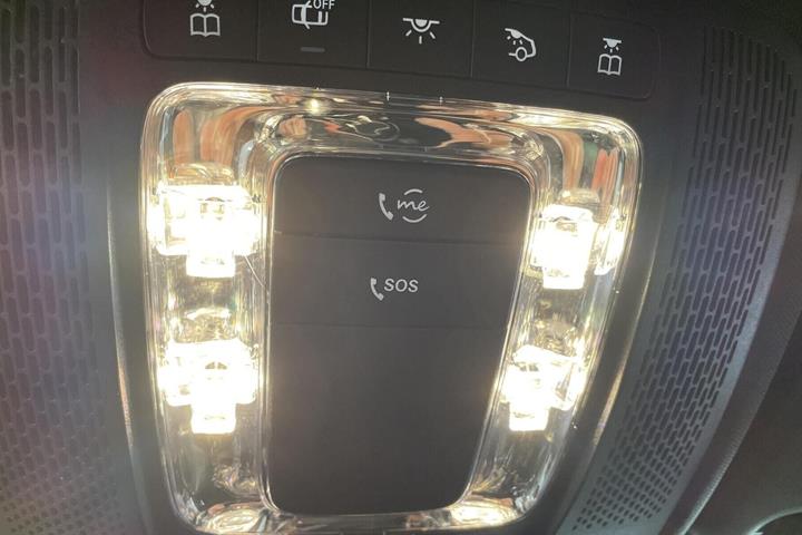 Sort Mercedes EQA250+ fra 2024