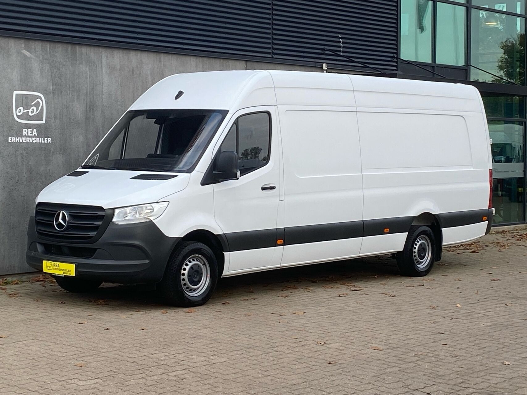 Hvid Mercedes Sprinter fra 2022