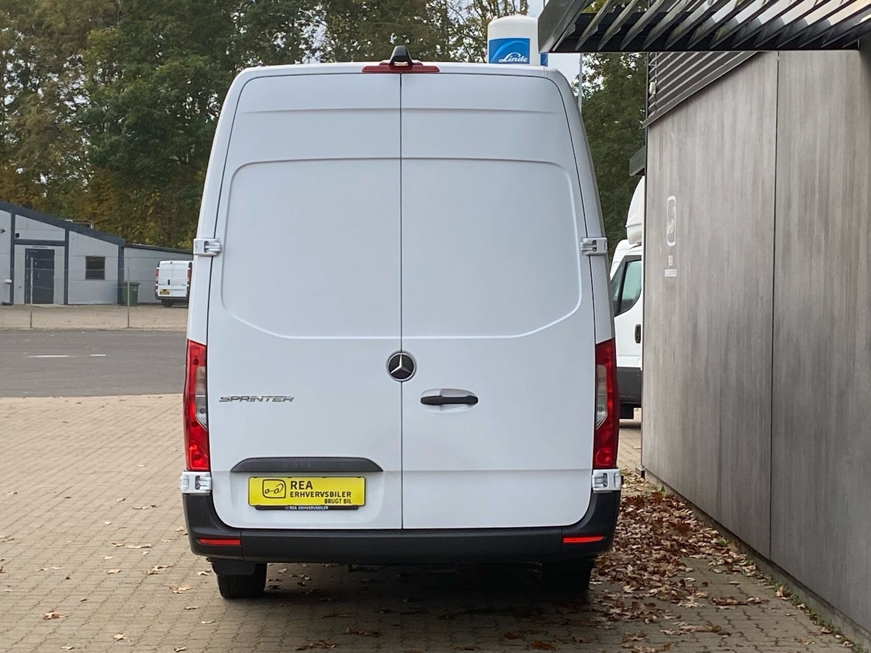 Hvid Mercedes Sprinter fra 2022