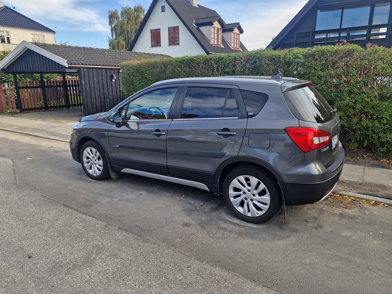undefined Suzuki S-Cross fra 2019