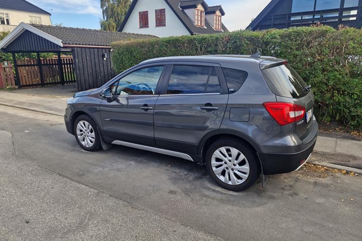 undefined Suzuki S-Cross fra 2019