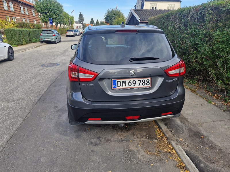 undefined Suzuki S-Cross fra 2019