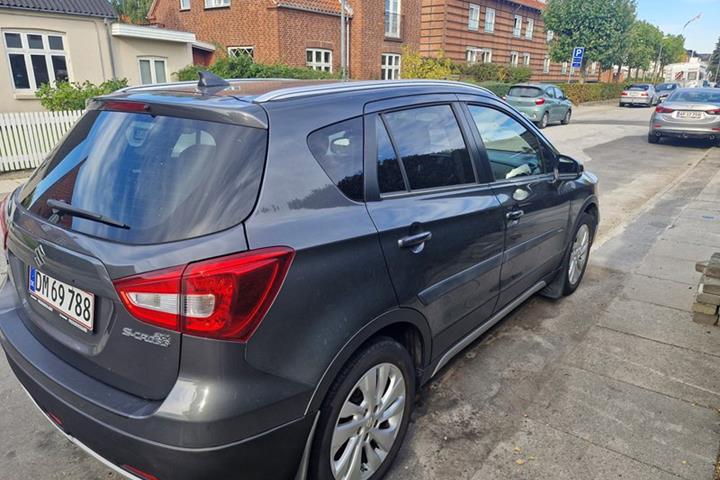 undefined Suzuki S-Cross fra 2019