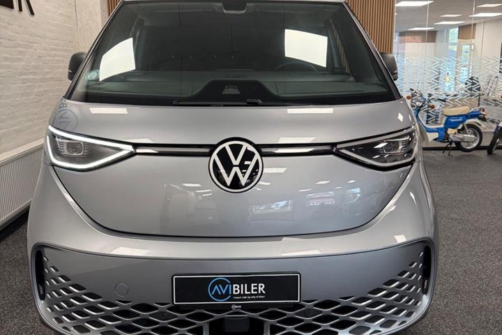 Grå VW ID.Buzz fra 2024