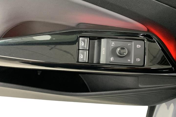 Grå VW ID.5 fra 2023
