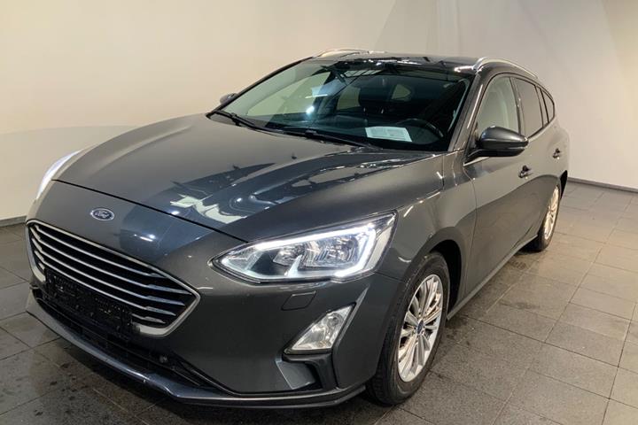Grå Ford Focus fra 2019 set udefra