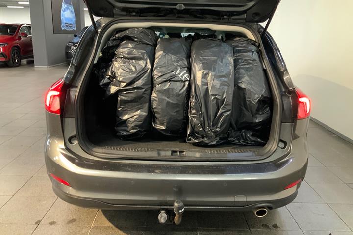 Grå Ford Focus fra 2019