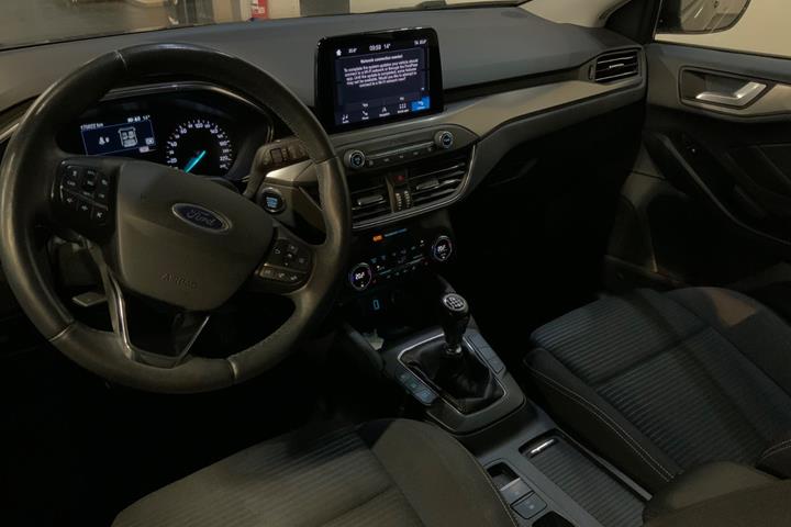 Grå Ford Focus fra 2019