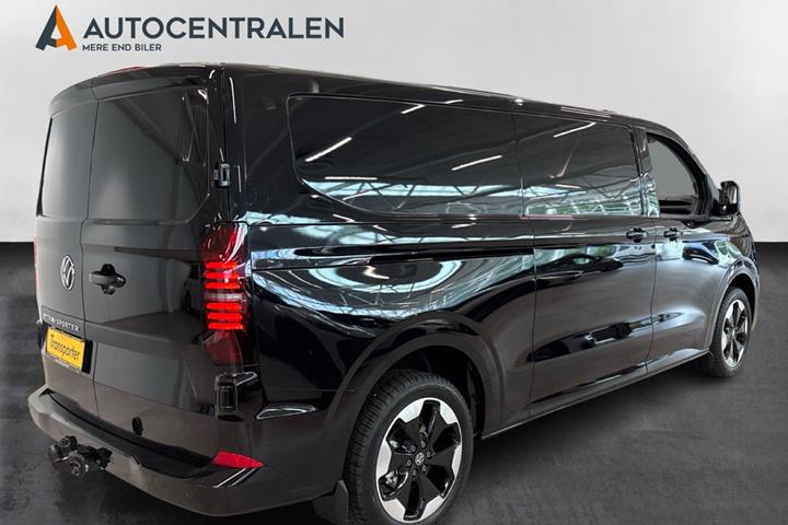 Sort VW e-Transporter fra 2025