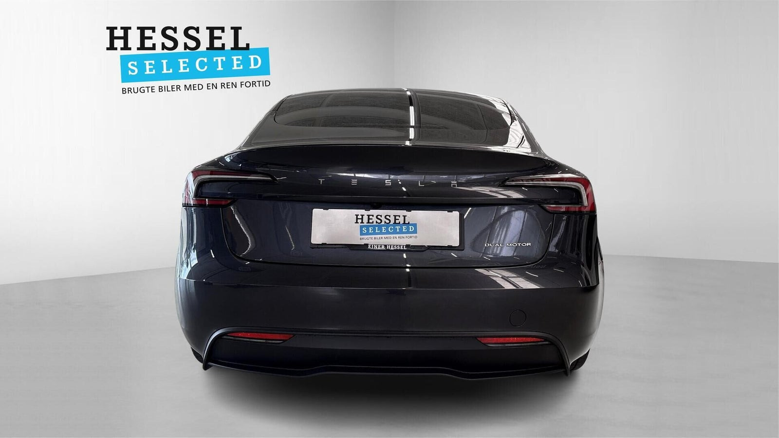 Sort Tesla Model 3 fra 2023