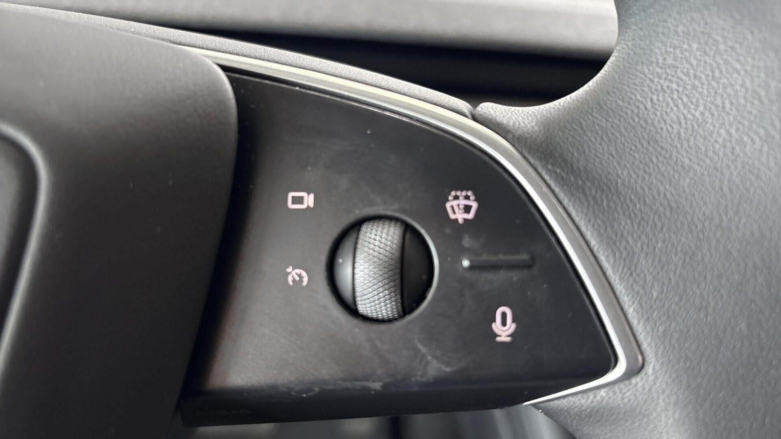 Sort Tesla Model 3 fra 2023