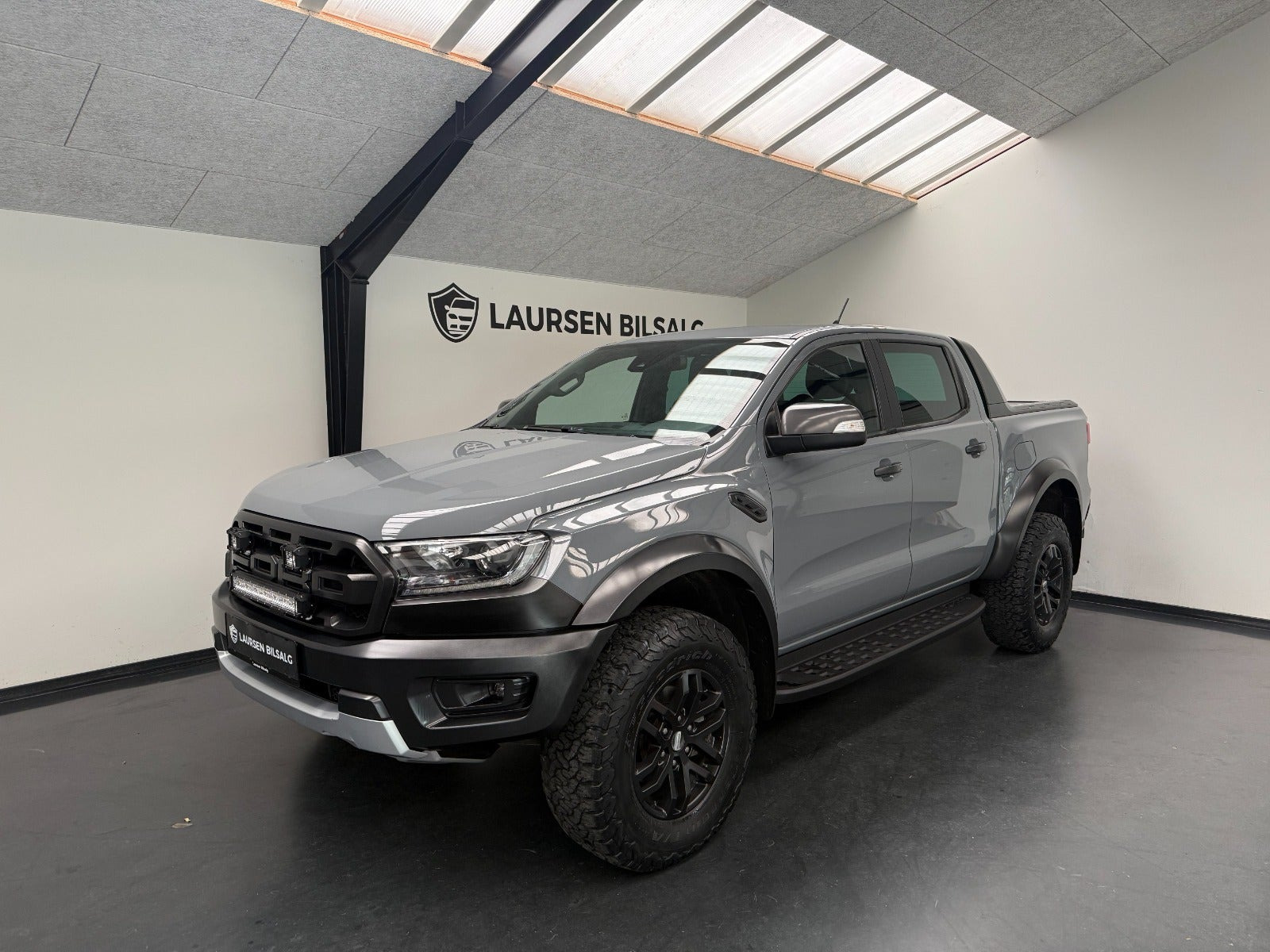 Grå Ford Ranger fra 2019
