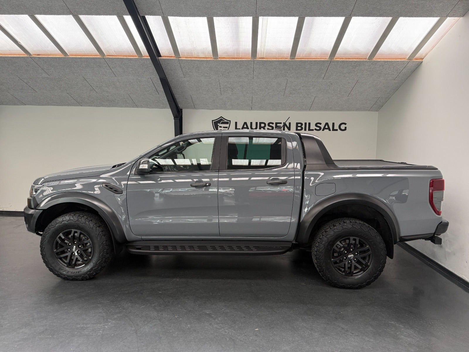 Grå Ford Ranger fra 2019