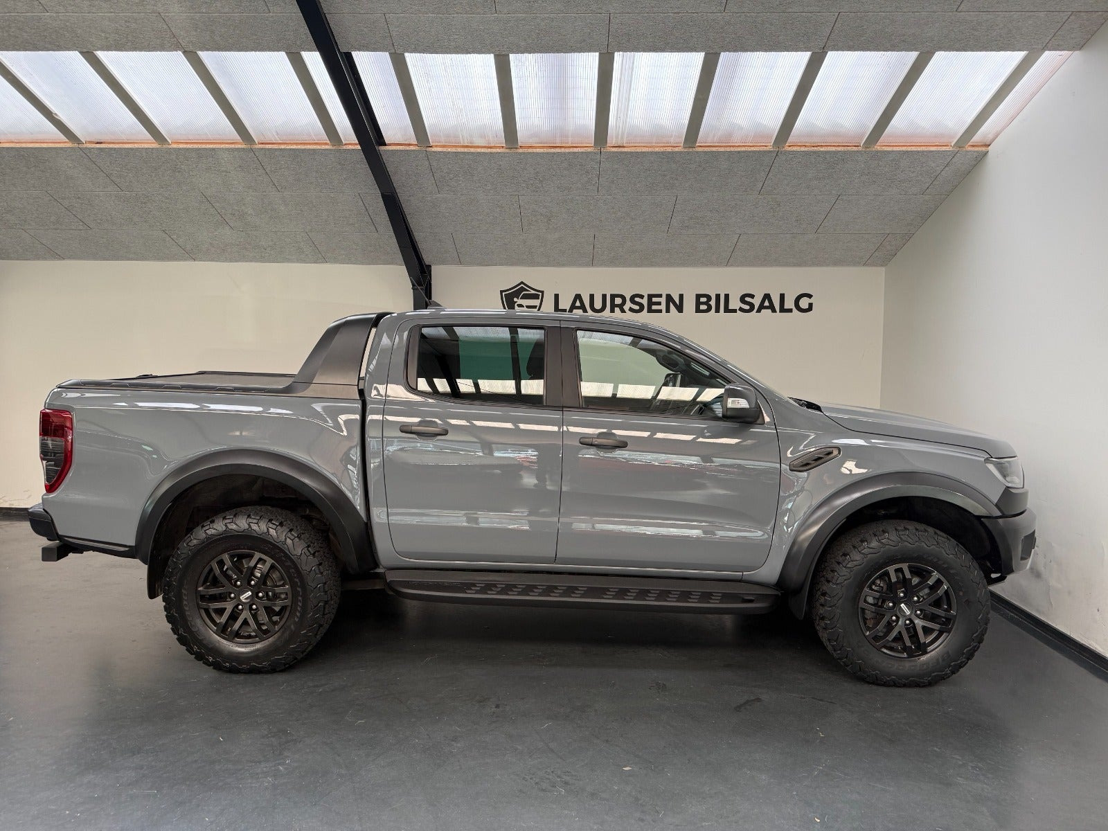 Grå Ford Ranger fra 2019