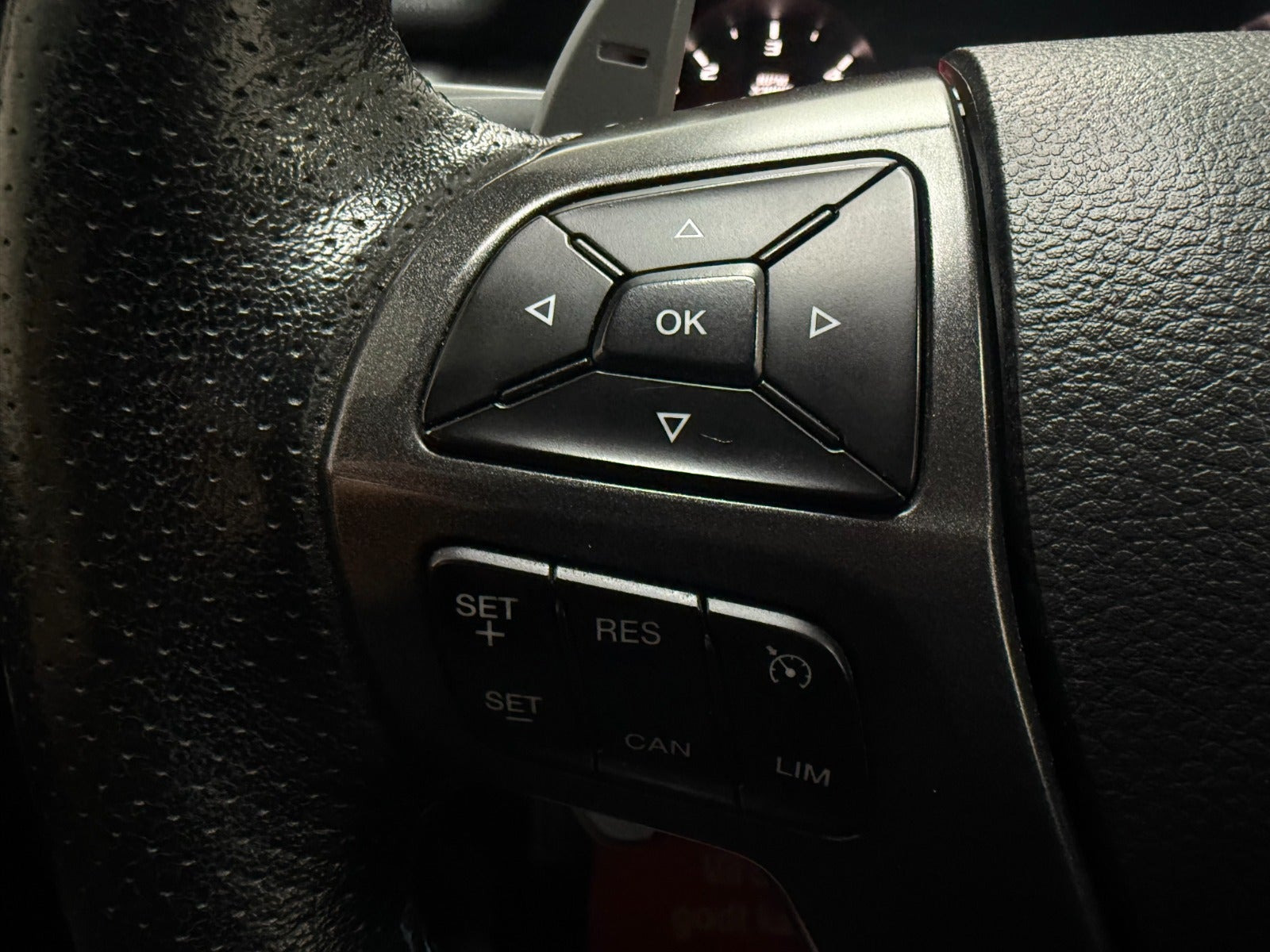 Grå Ford Ranger fra 2019