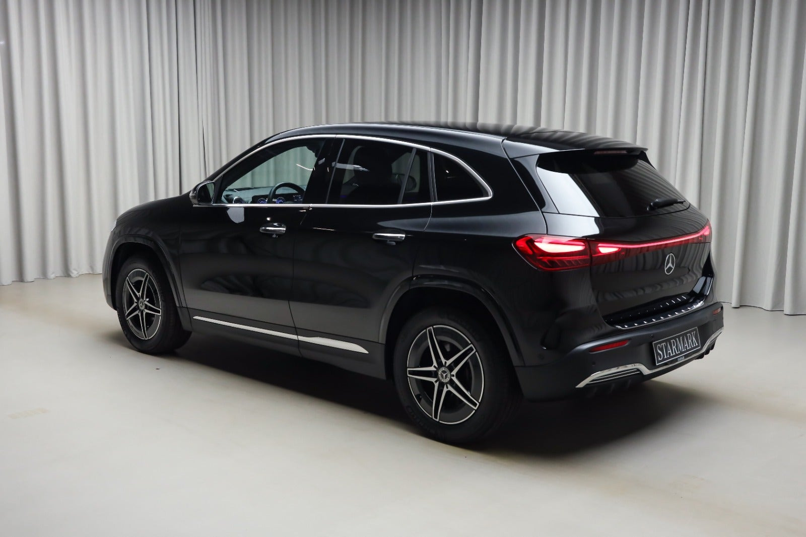 Sort Mercedes EQA250+ fra 2026
