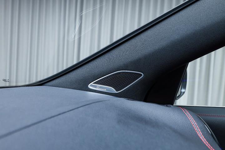 Sort Mercedes EQA250+ fra 2026