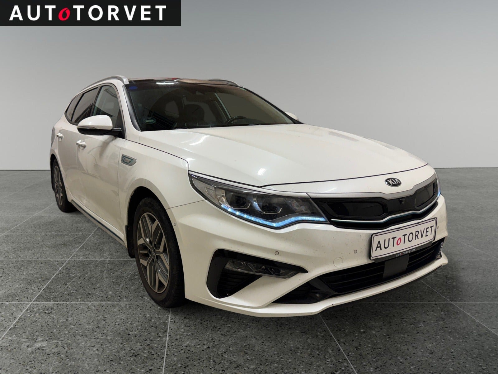 Hvid Kia Optima fra 2019