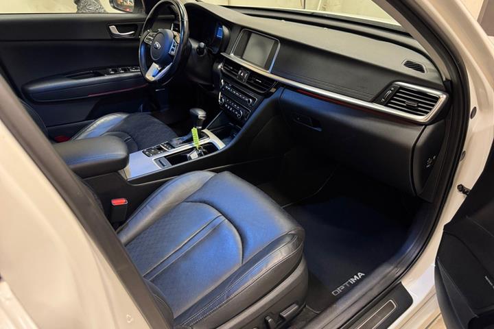 Hvid Kia Optima fra 2019