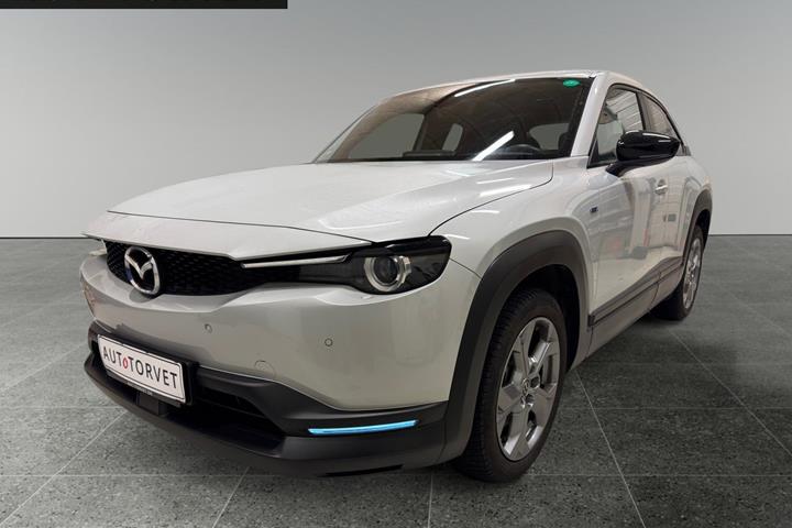 Hvid Mazda MX-30 fra 2022 set udefra