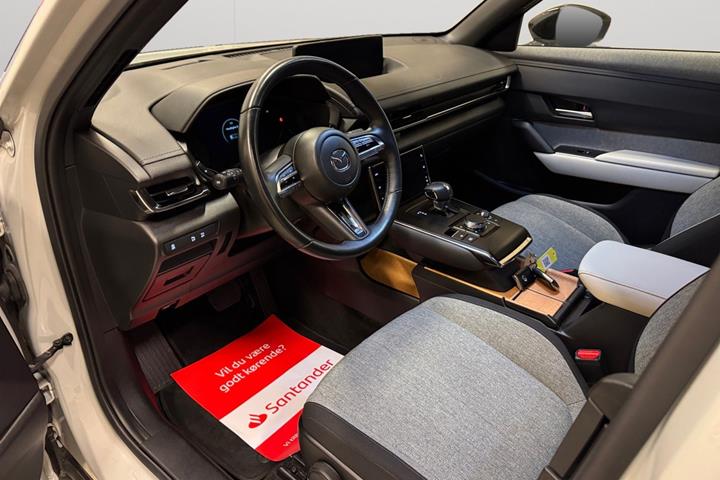 Hvid Mazda MX-30 fra 2022