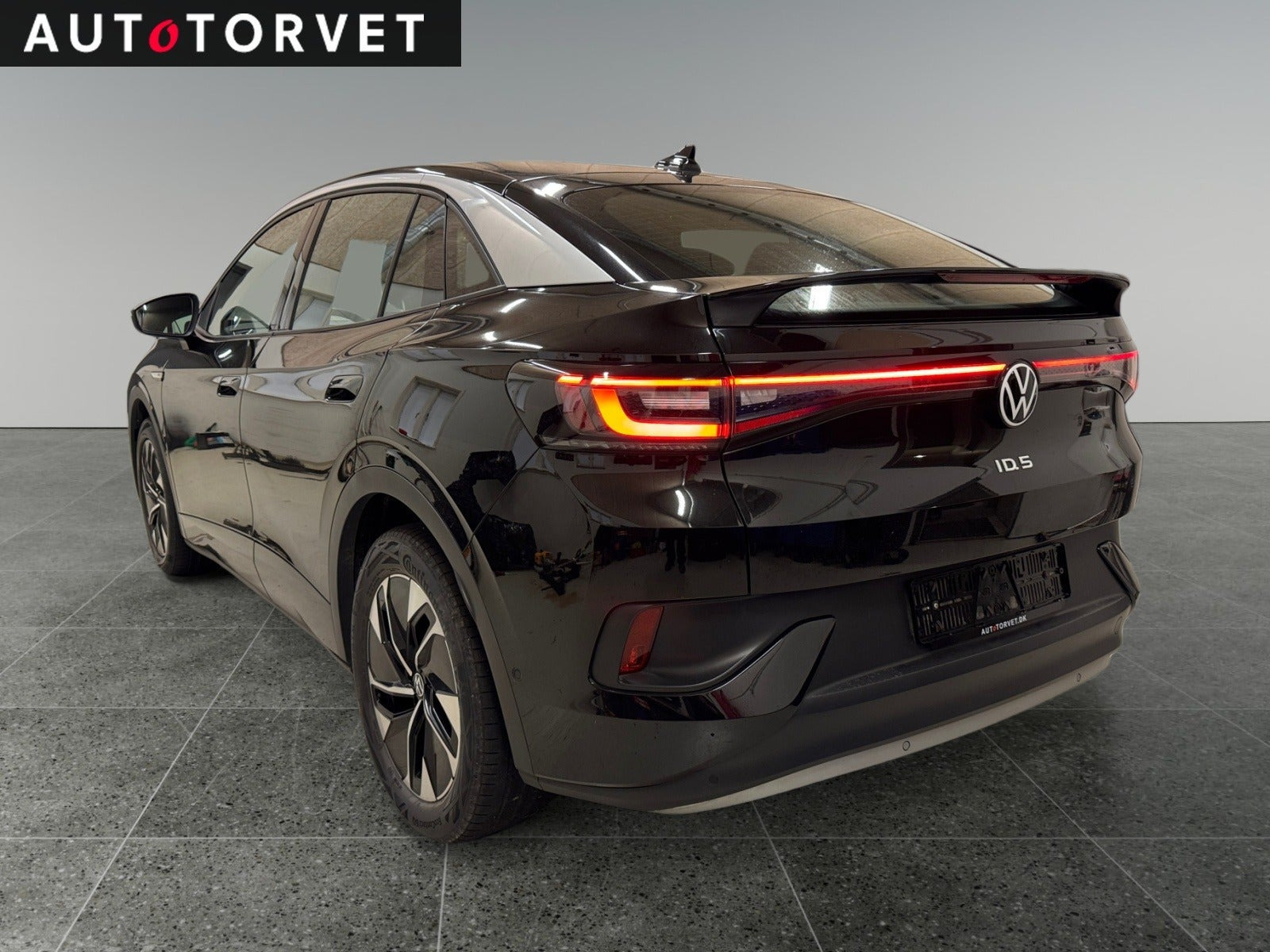 Grå VW ID.5 fra 2023