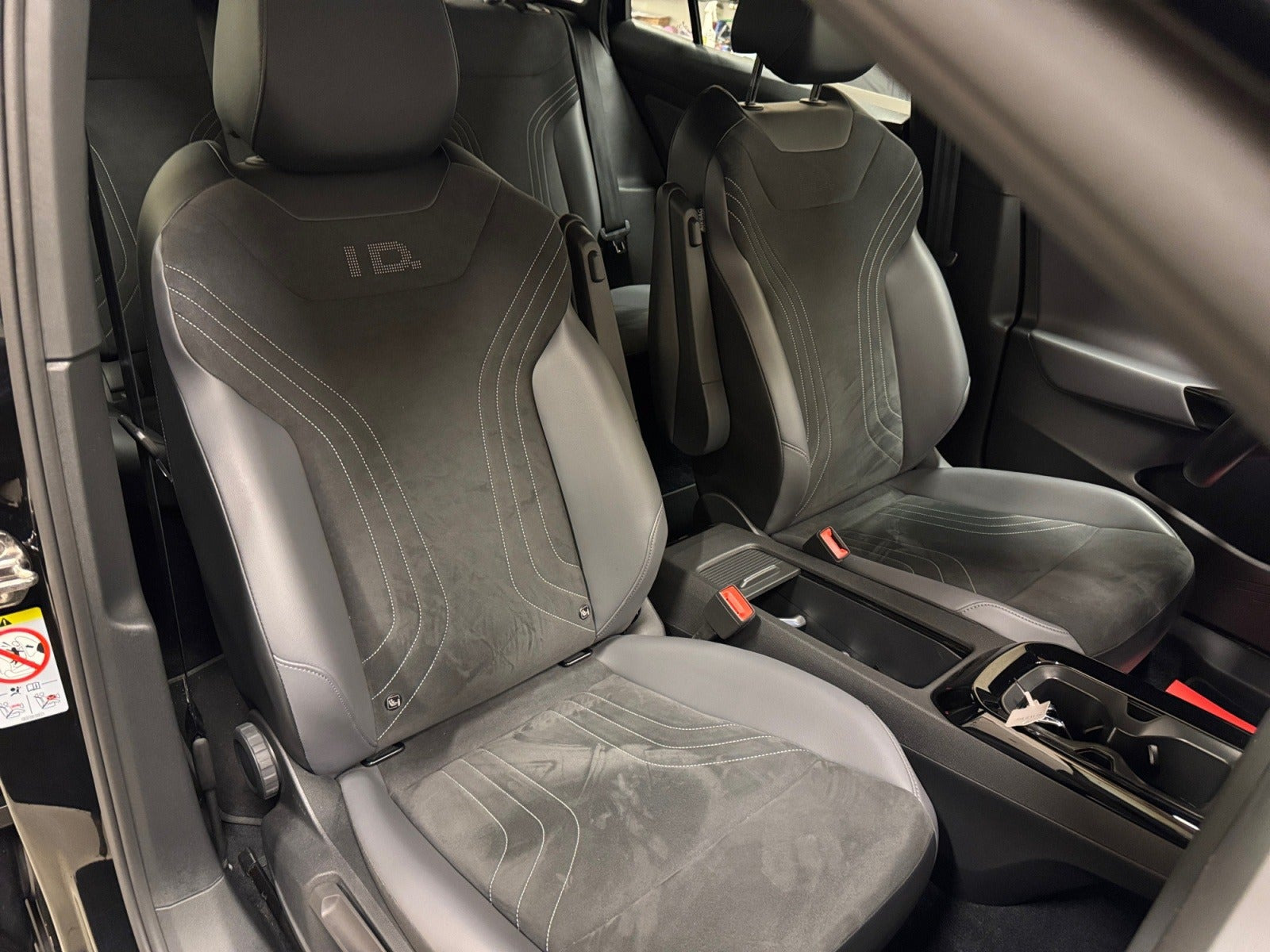 Grå VW ID.5 fra 2023