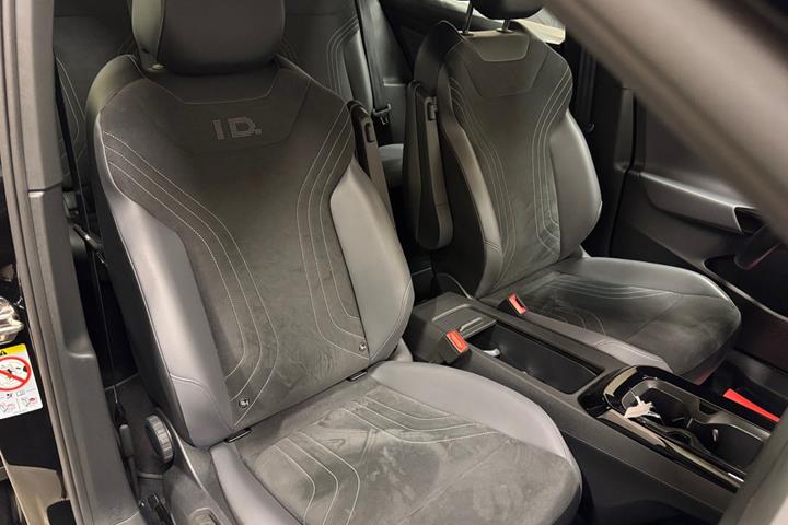 Grå VW ID.5 fra 2023