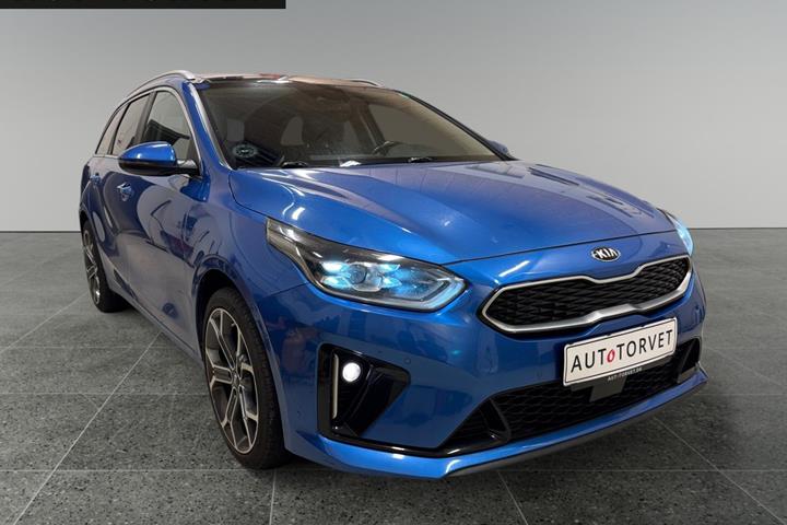Blå Kia Ceed fra 2021
