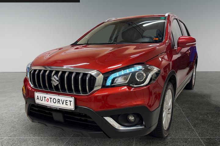 Rød Suzuki S-Cross fra 2016