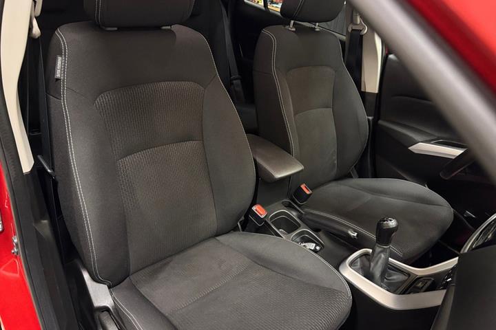 Rød Suzuki S-Cross fra 2016
