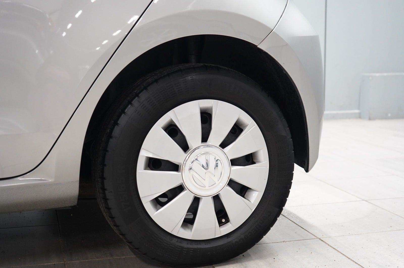 Sølv VW UP! fra 2019