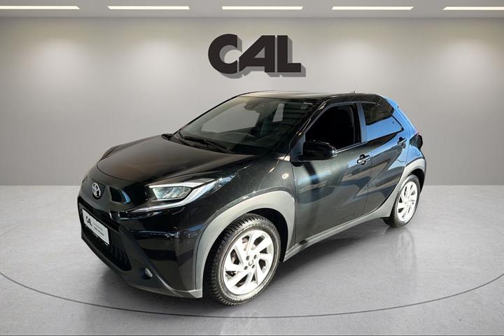 Grå Toyota Aygo X fra 2024