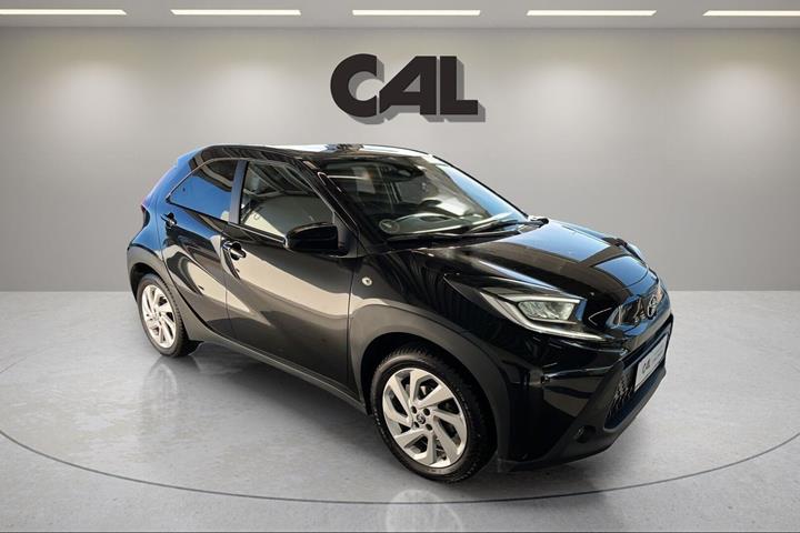 Grå Toyota Aygo X fra 2024