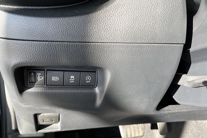 Grå Toyota Aygo X fra 2024