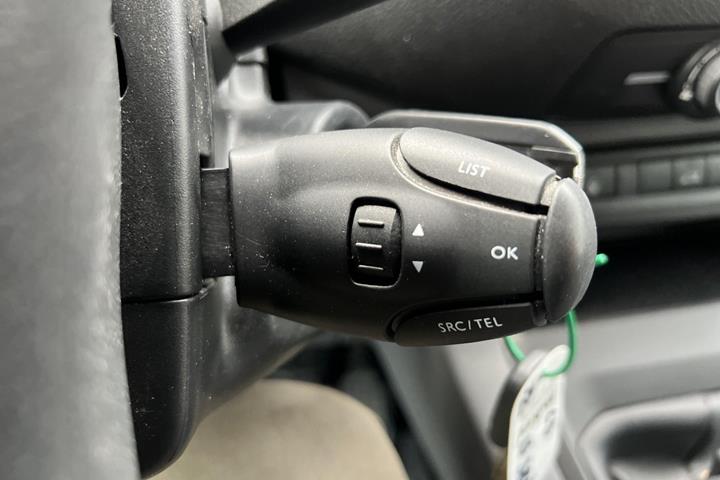 Hvid Citroën Jumpy fra 2020