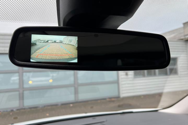 Hvid Citroën Jumpy fra 2020