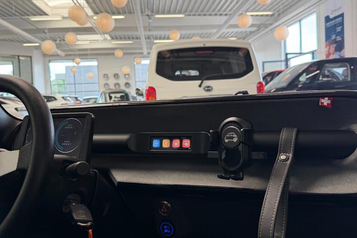 Hvid Micro Microlino fra 2023