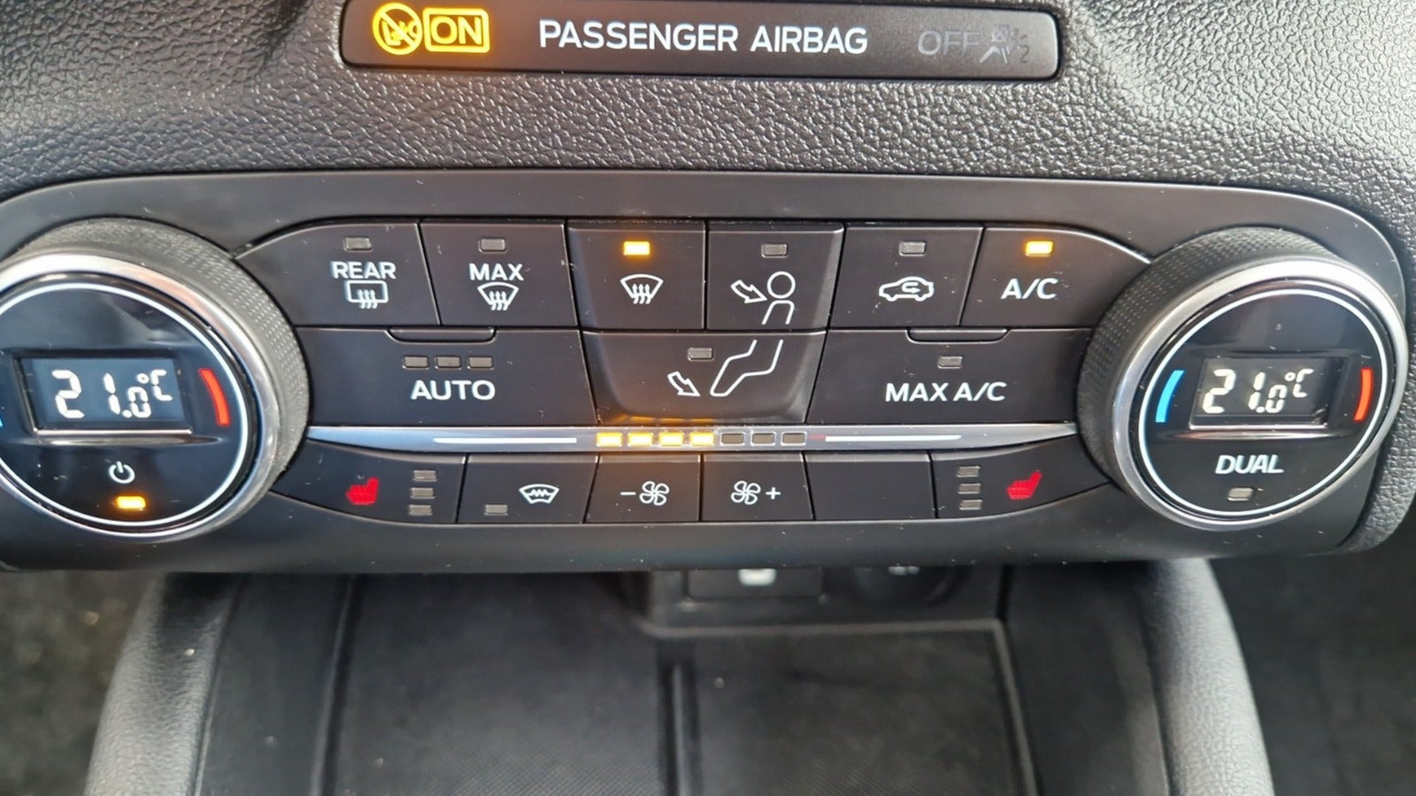 Hvid Ford Focus fra 2020