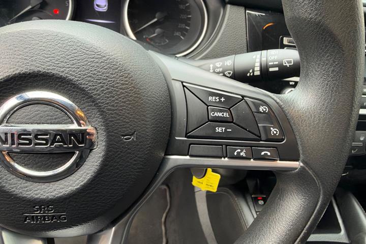 Sort Nissan Qashqai fra 2019