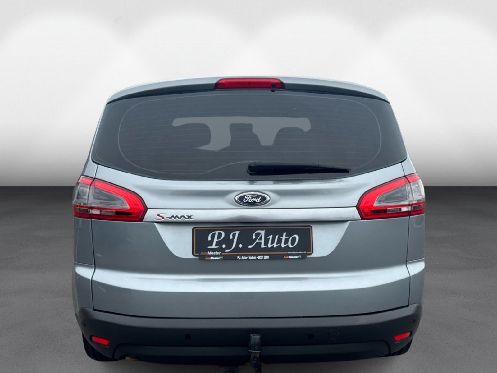 Sølv Ford S-MAX fra 2011