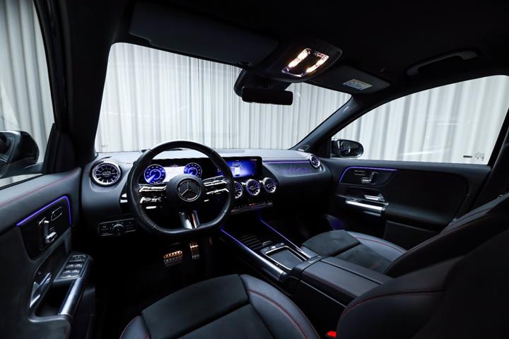 Sort Mercedes EQA250+ fra 2026