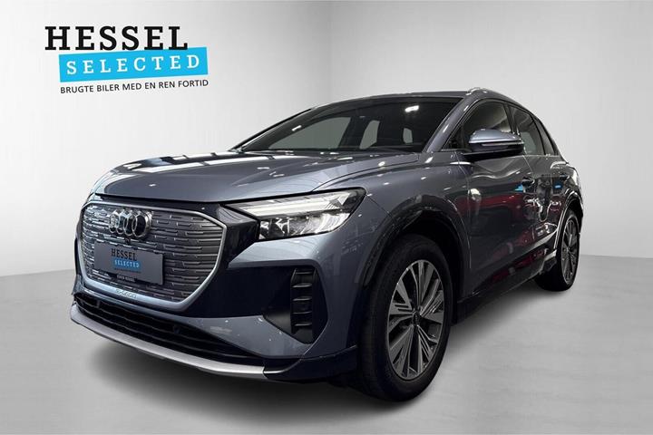 Blå Audi Q4 e-tron fra 2022
