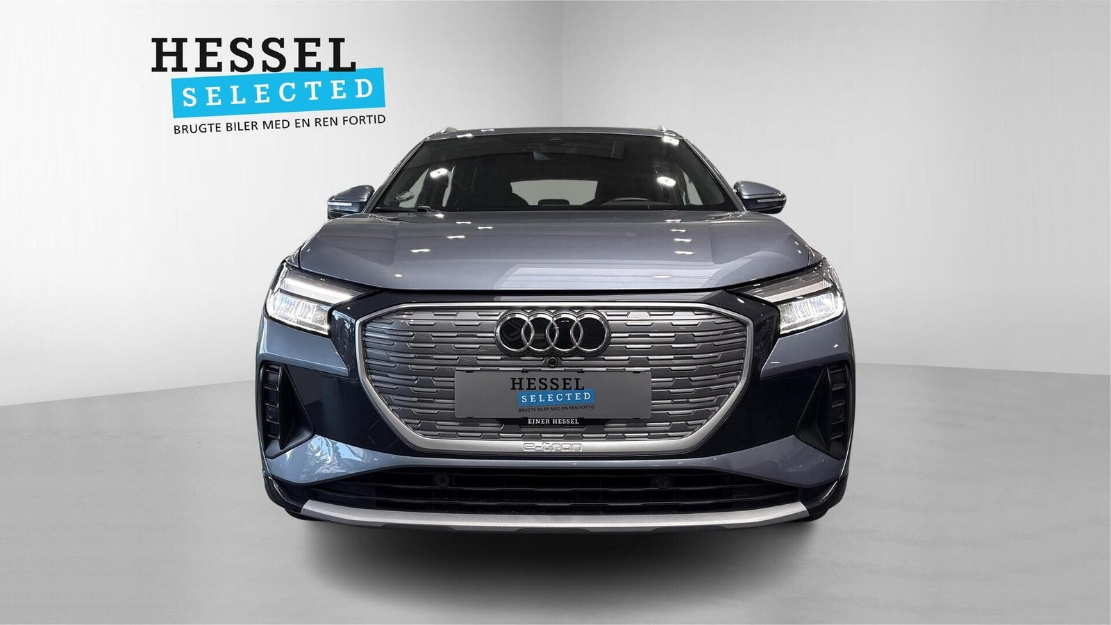 Blå Audi Q4 e-tron fra 2022