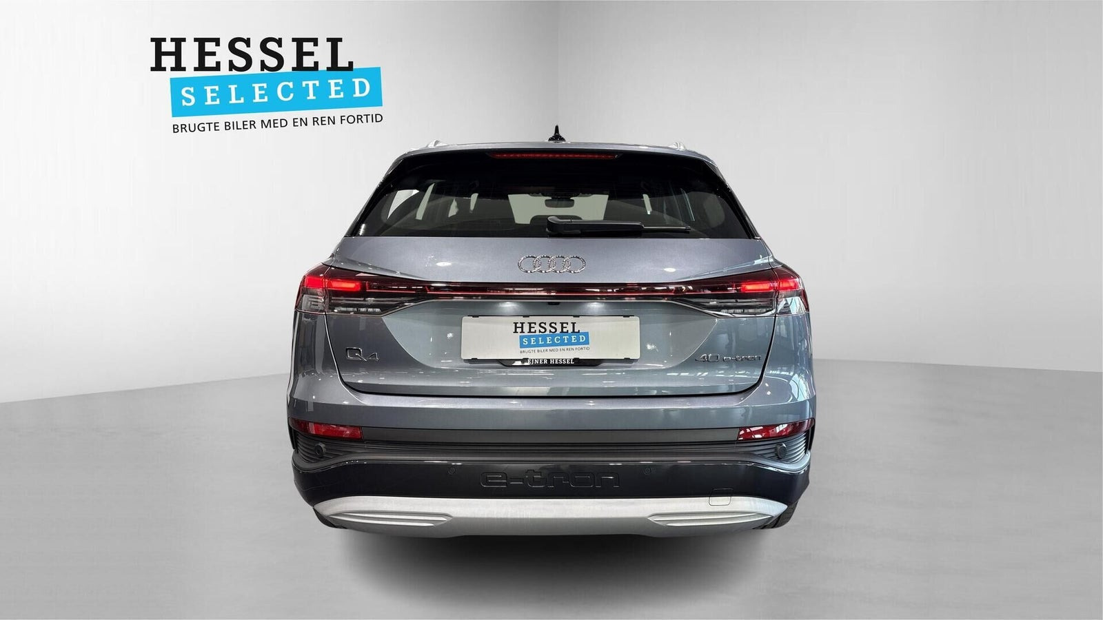 Blå Audi Q4 e-tron fra 2022