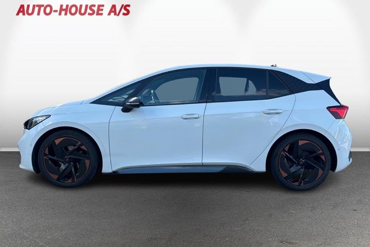 Hvid Cupra Born fra 2023
