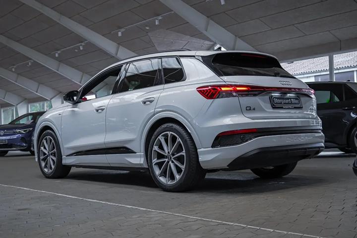 Hvid Audi Q4 e-tron fra 2022