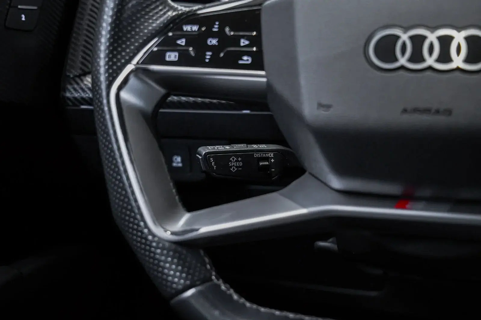 Hvid Audi Q4 e-tron fra 2022