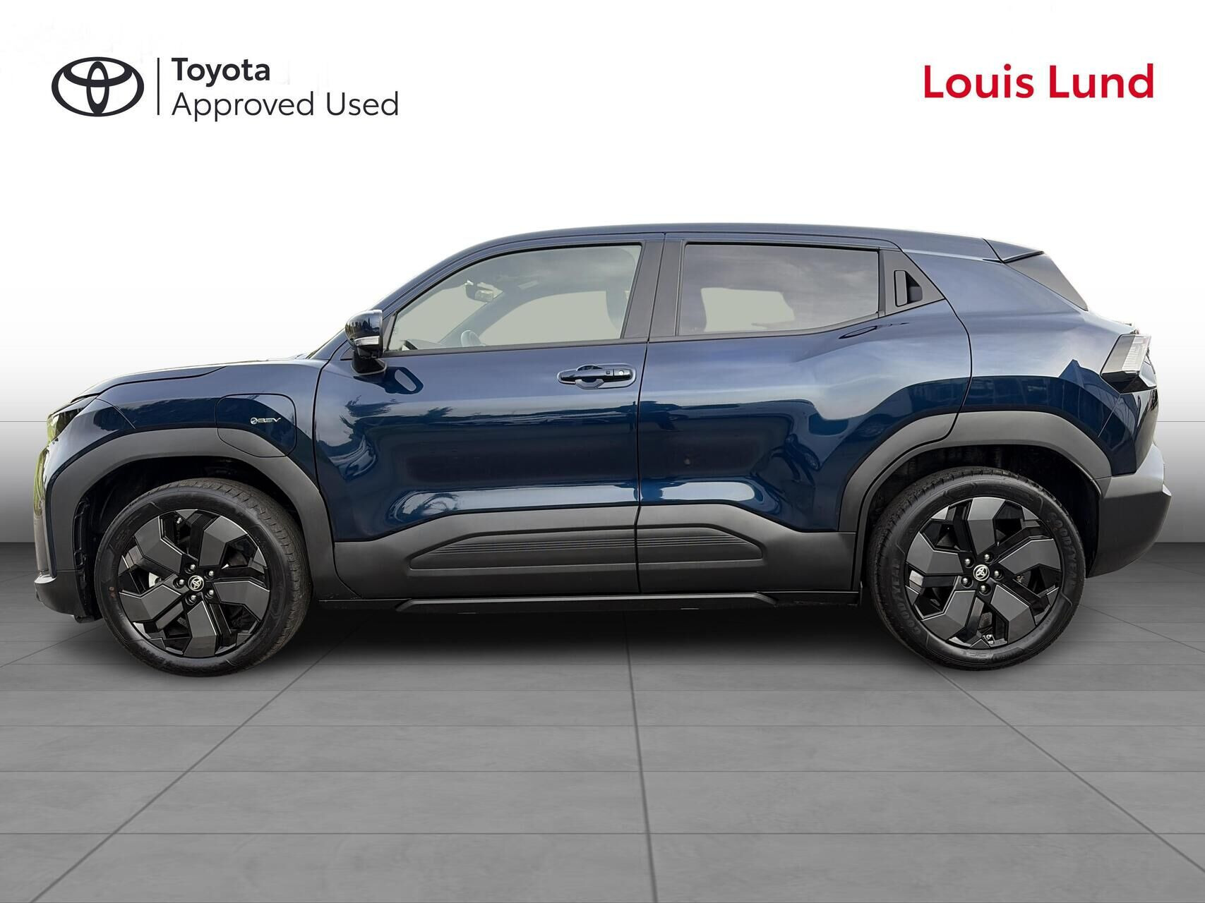 Blå Toyota Urban Cruiser fra 2026