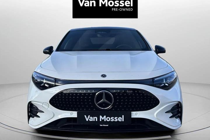 Hvid Mercedes CLA250+ fra 2025